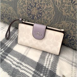 Coach Signature CLRBLK Tech Wallet